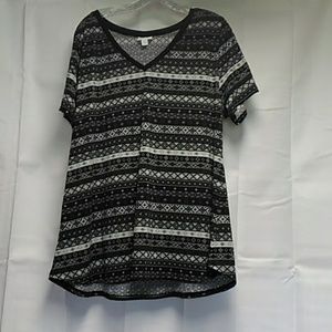 Lularoe Christy tee